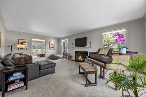 2168 Linden Drive SE Cedar Rapids IA 52403