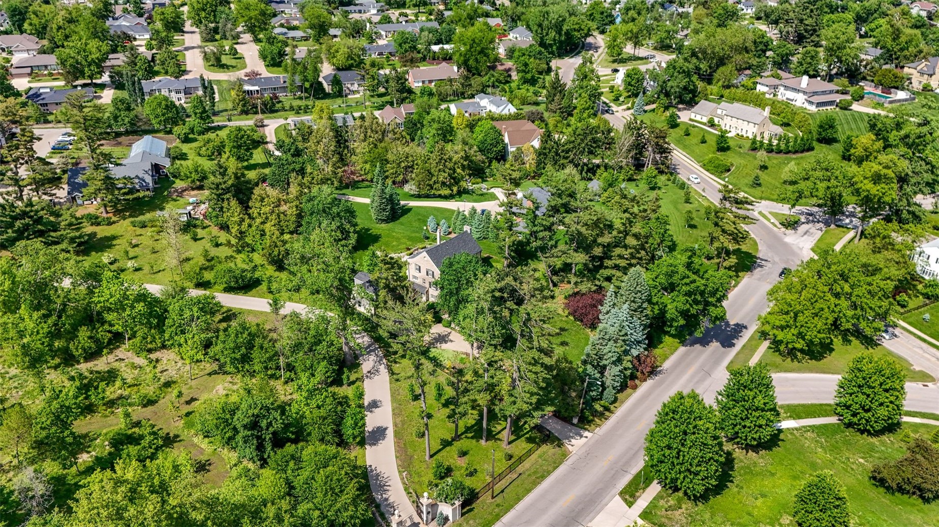 2168 Linden Drive SE Cedar Rapids IA 52403