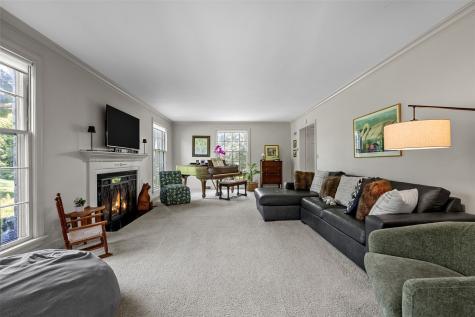 2168 Linden Drive SE Cedar Rapids IA 52403