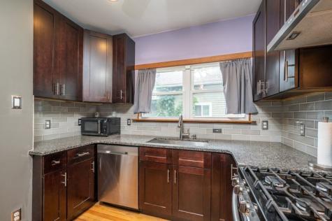 821 Camburn Court SE Cedar Rapids IA 52403