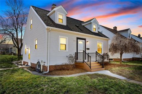 127 36th Street Drive SE Cedar Rapids IA 52403