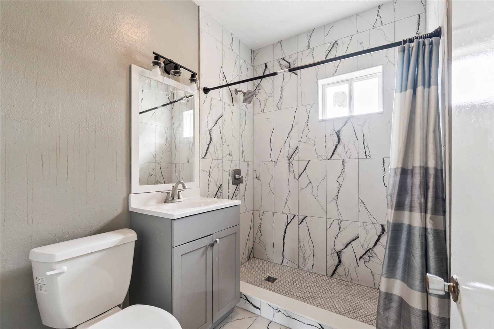 958 S Iowa Avenue Washington IA 52353