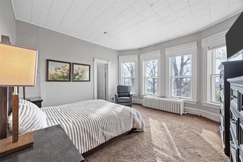320 East Street Tipton IA 52772