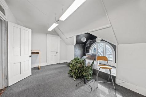 320 East Street Tipton IA 52772