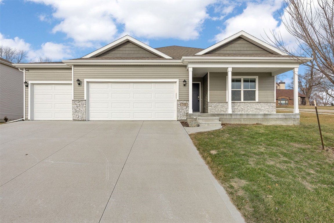 701 Prairie View Drive West Branch IA 52358