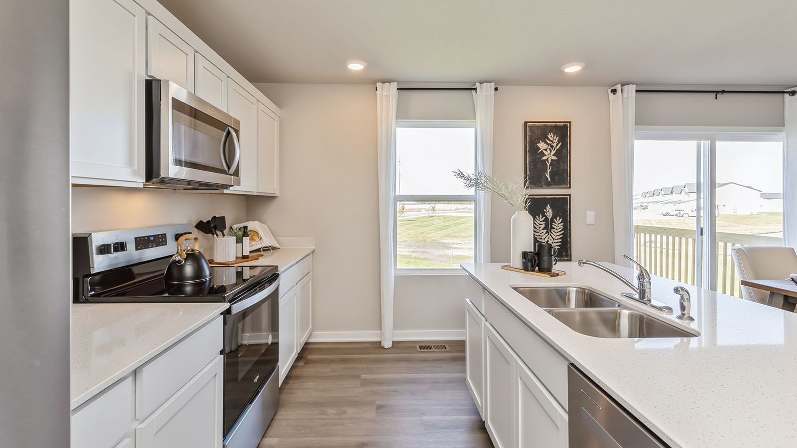 2750 Cecelia Drive Hiawatha IA 52233