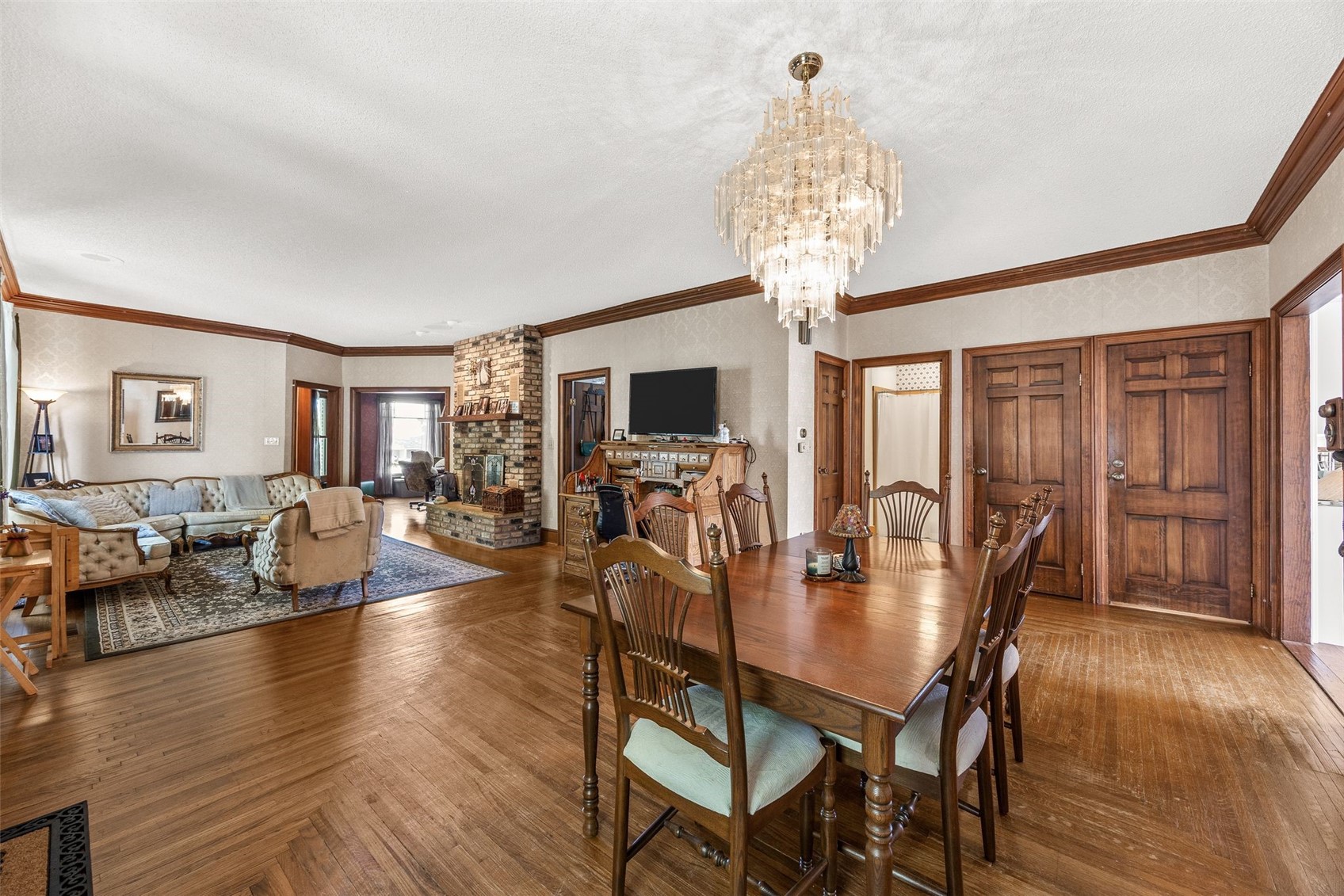 205 S Ford Street Anamosa IA 52205