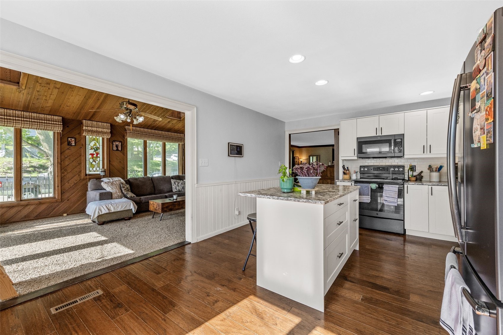 205 S Ford Street Anamosa IA 52205