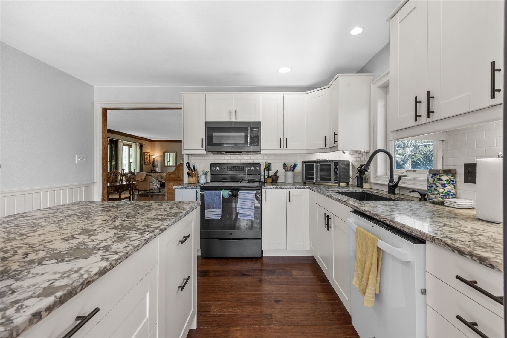 205 S Ford Street Anamosa IA 52205