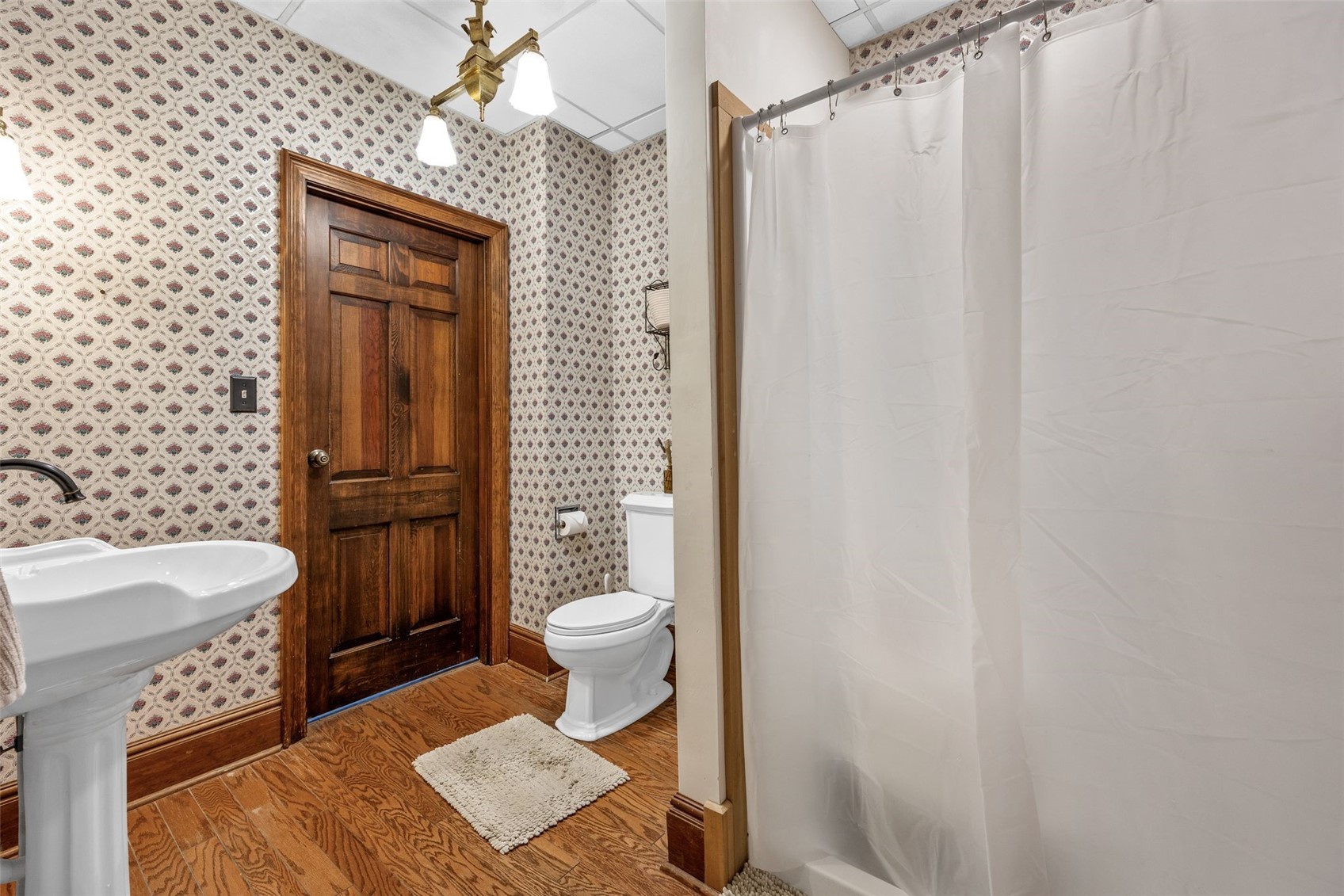 205 S Ford Street Anamosa IA 52205