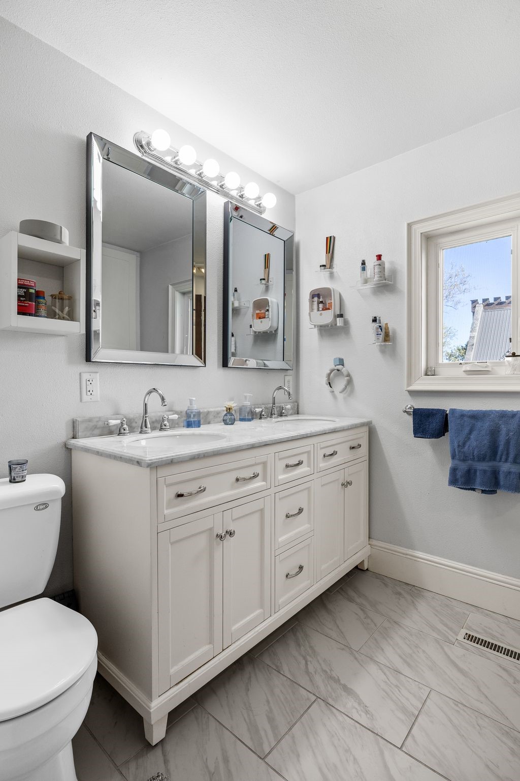 205 S Ford Street Anamosa IA 52205