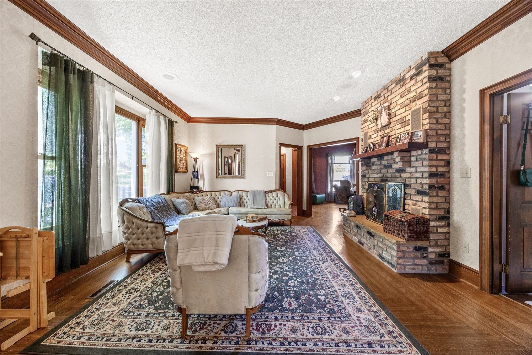 205 S Ford Street Anamosa IA 52205