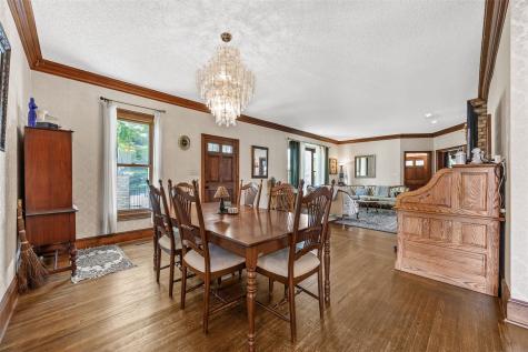 205 S Ford Street Anamosa IA 52205