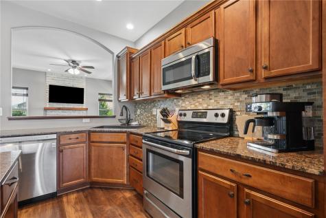 10 N Sunset Drive North Liberty IA 52317