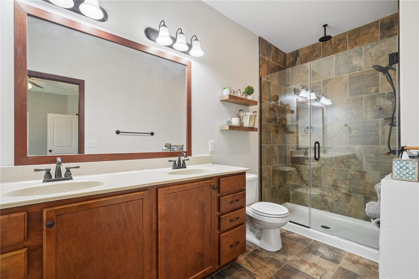 10 N Sunset Drive North Liberty IA 52317