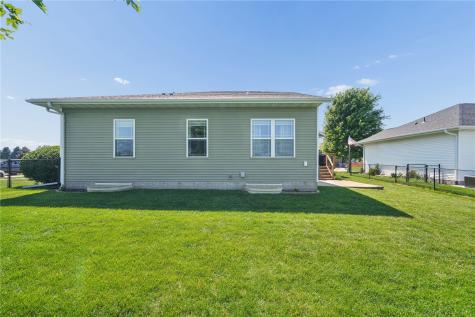 10 N Sunset Drive North Liberty IA 52317