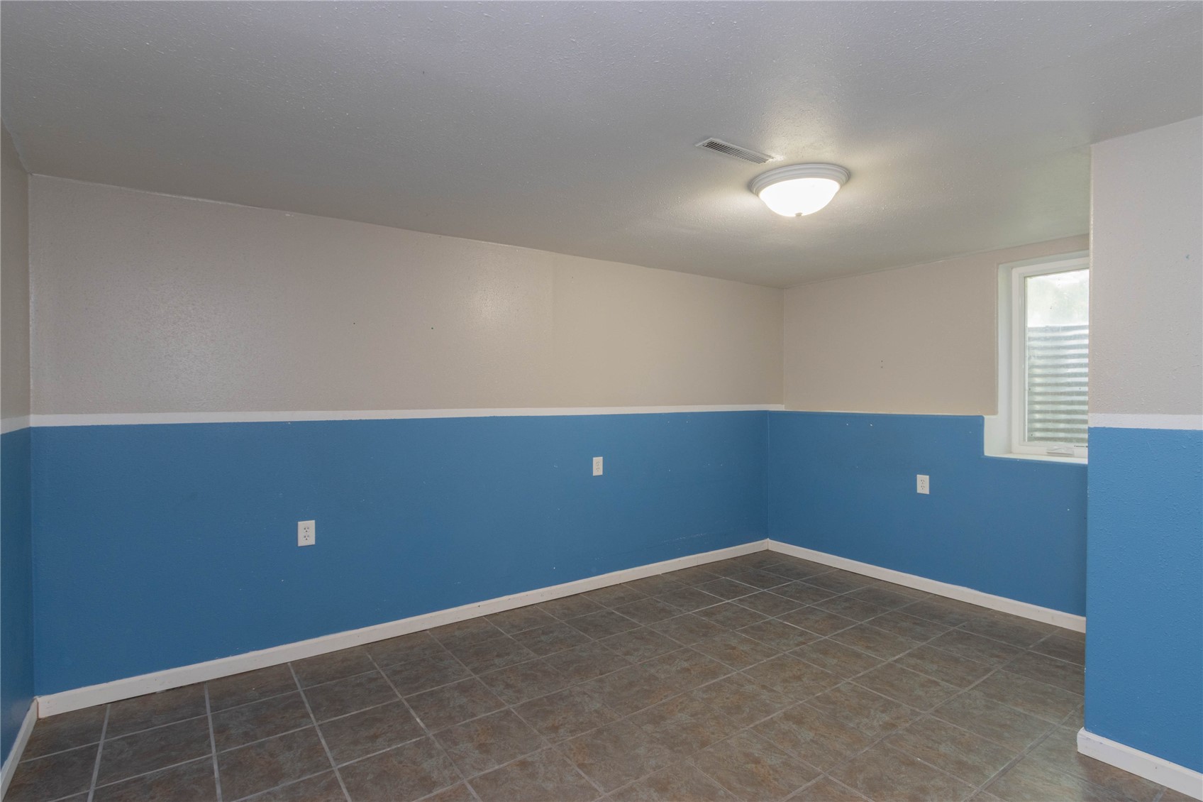 805 31st Avenue Amana IA 52203