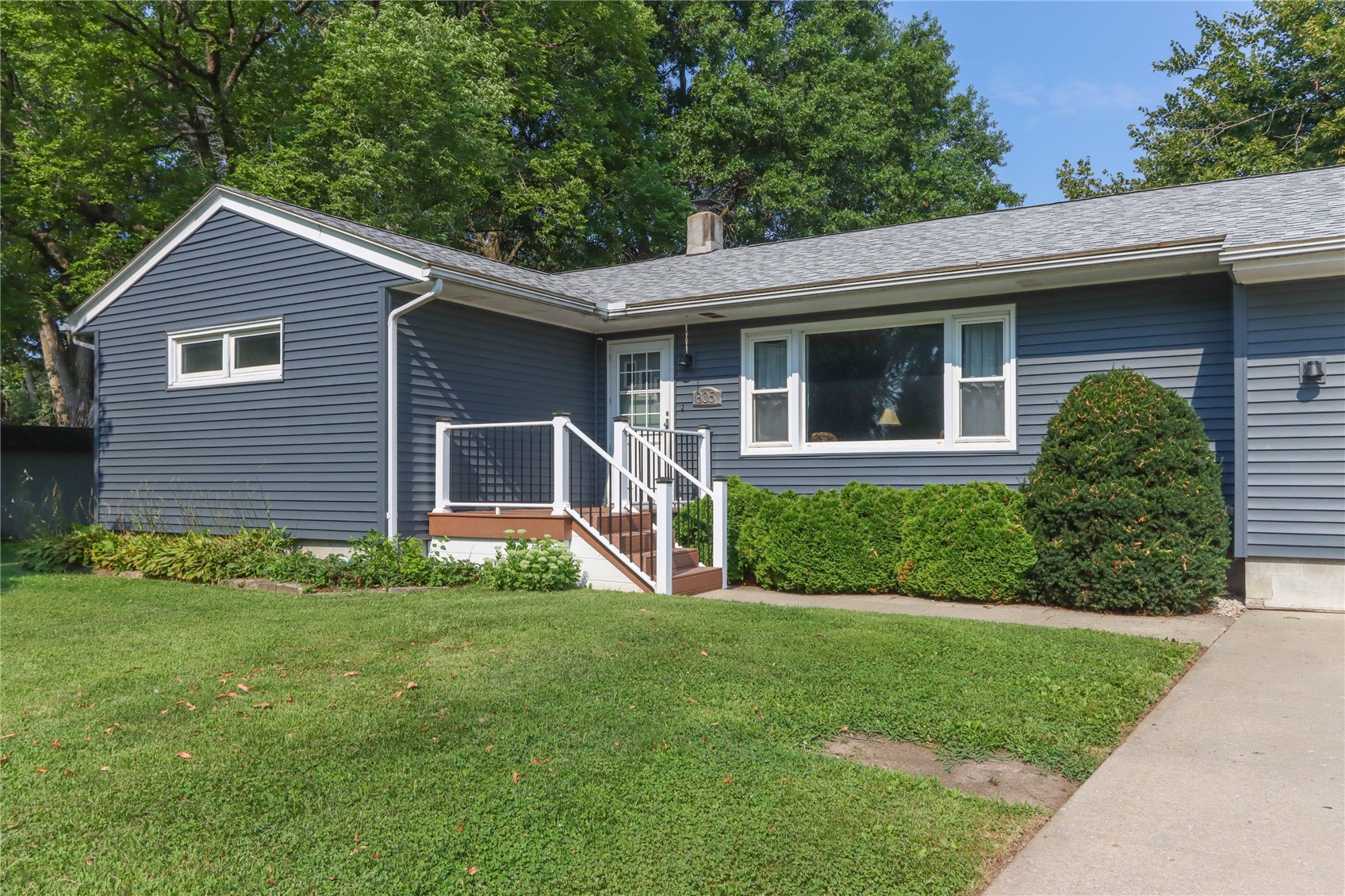 805 31st Avenue Amana IA 52203
