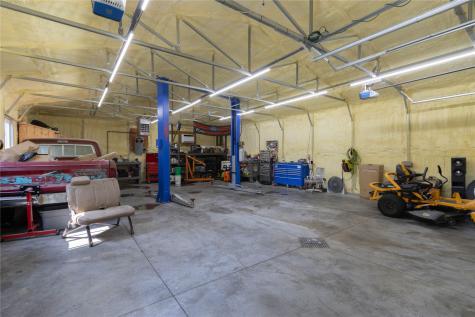 805 31st Avenue Amana IA 52203