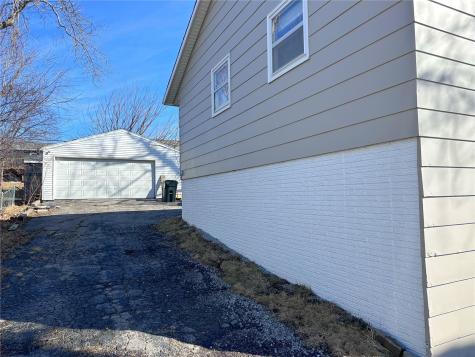 145 Belvedere Drive NW Cedar Rapids IA 52405