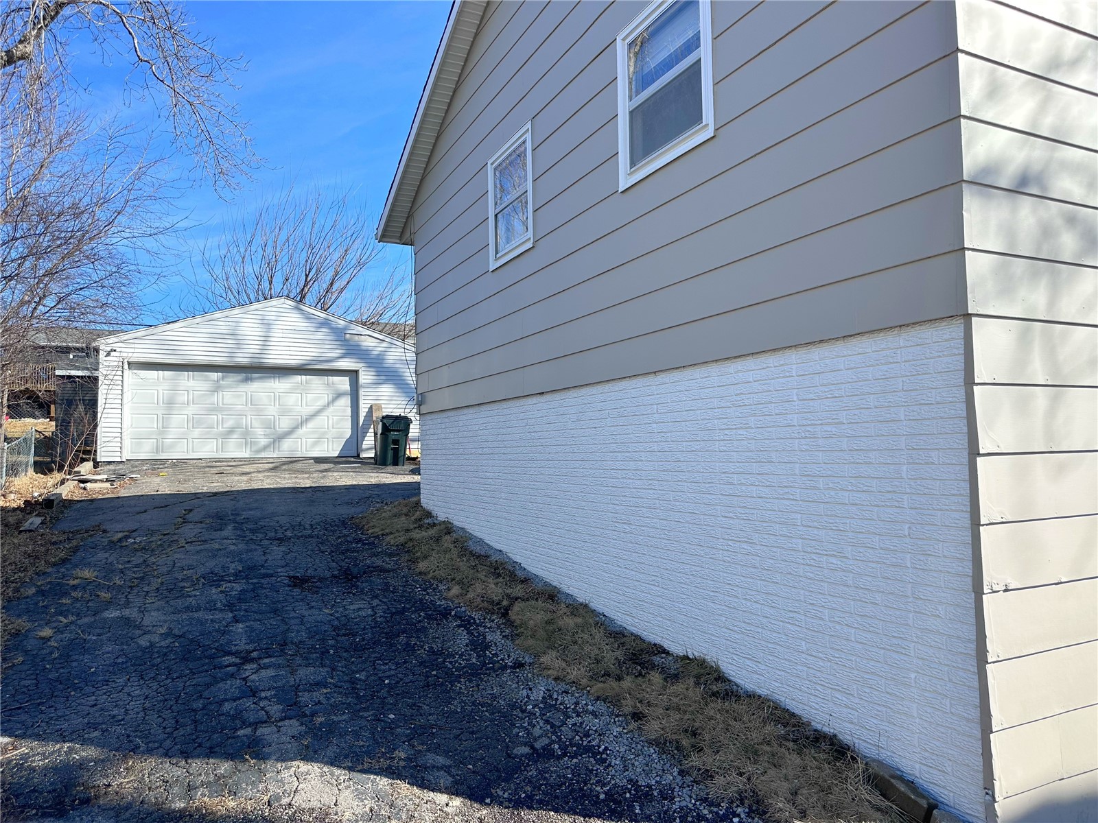 145 Belvedere Drive NW Cedar Rapids IA 52405