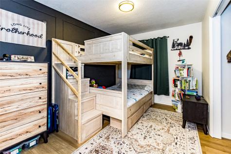 206 Hope Avenue Urbana IA 52345