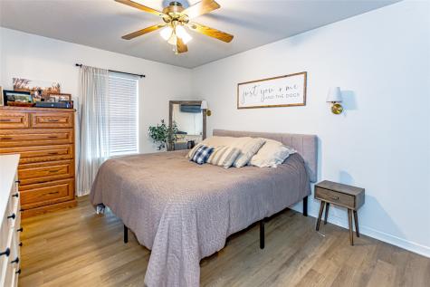 206 Hope Avenue Urbana IA 52345