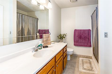 206 Hope Avenue Urbana IA 52345