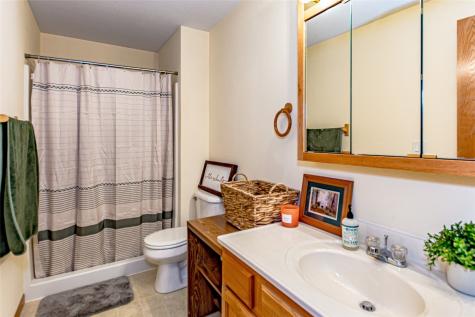 206 Hope Avenue Urbana IA 52345