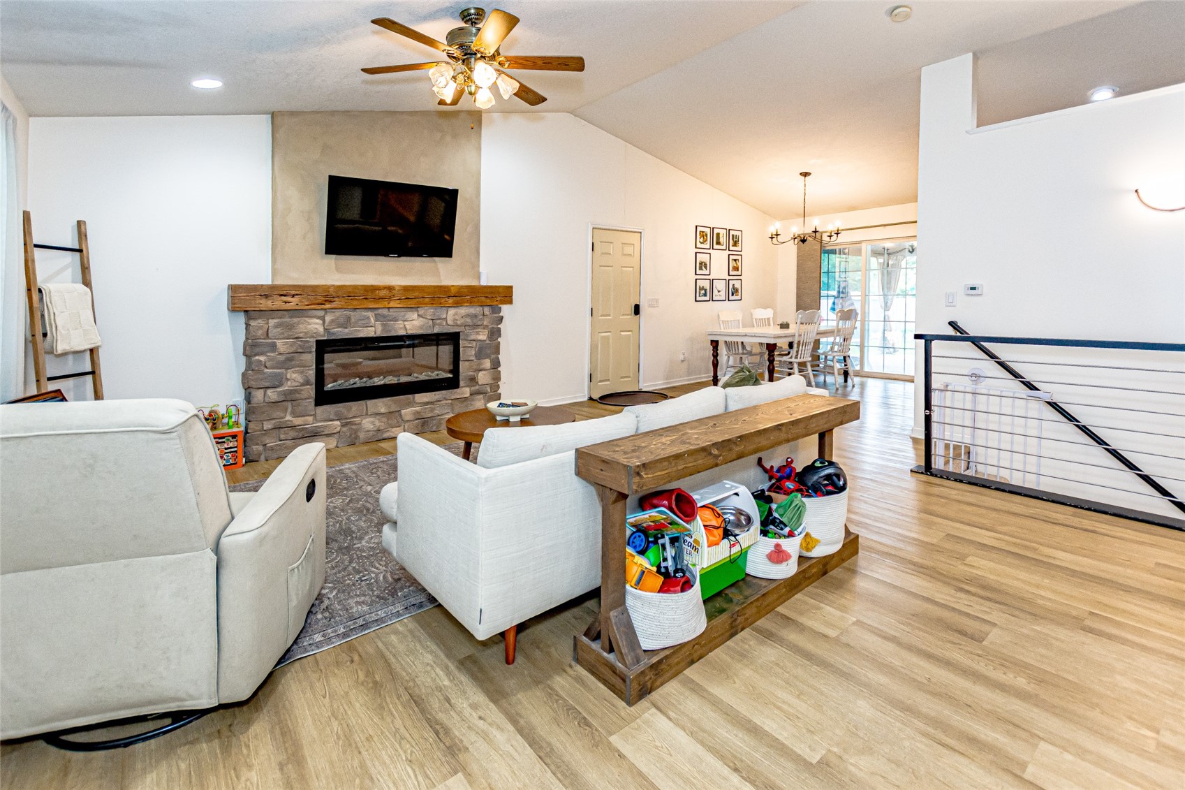 206 Hope Avenue Urbana IA 52345