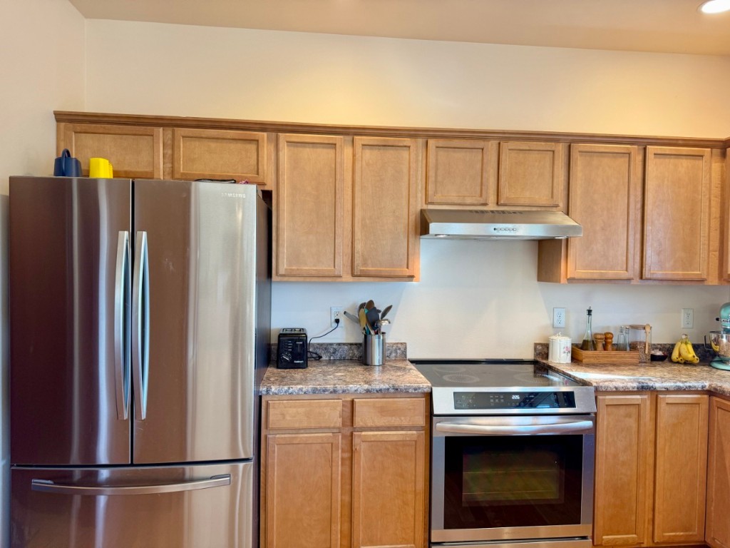4121 Ruth Street Iowa City IA 52245