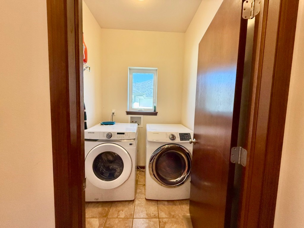 4121 Ruth Street Iowa City IA 52245