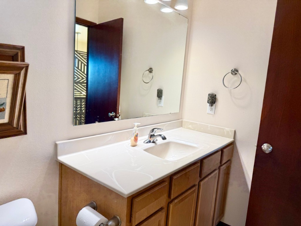 4121 Ruth Street Iowa City IA 52245