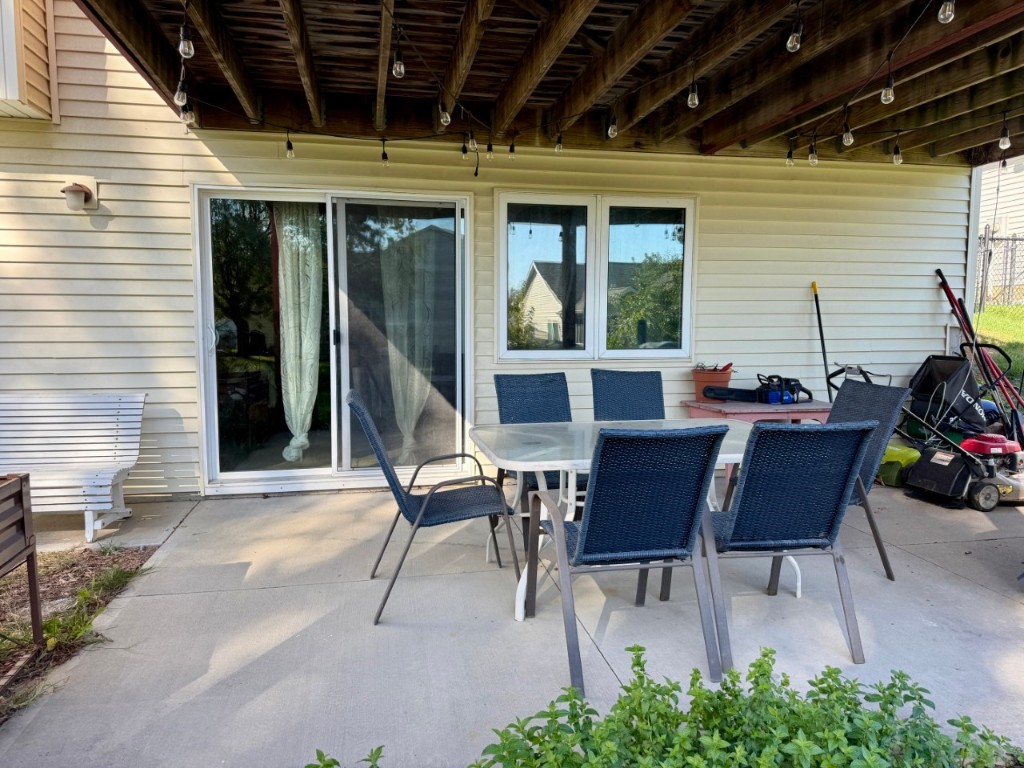 4121 Ruth Street Iowa City IA 52245
