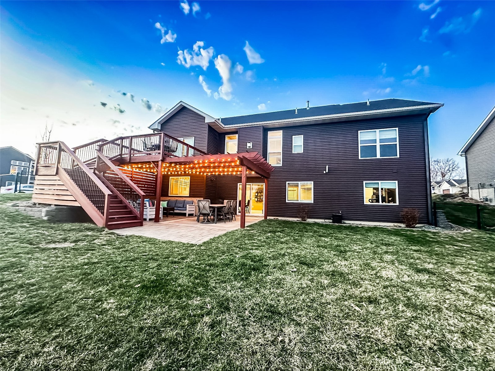 827 Shelby Drive Tiffin IA 52340