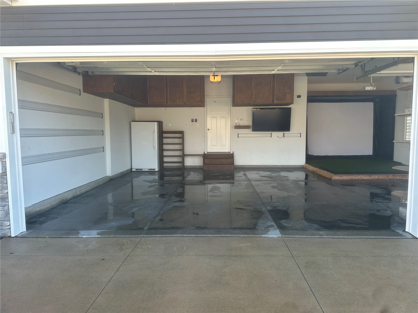 827 Shelby Drive Tiffin IA 52340
