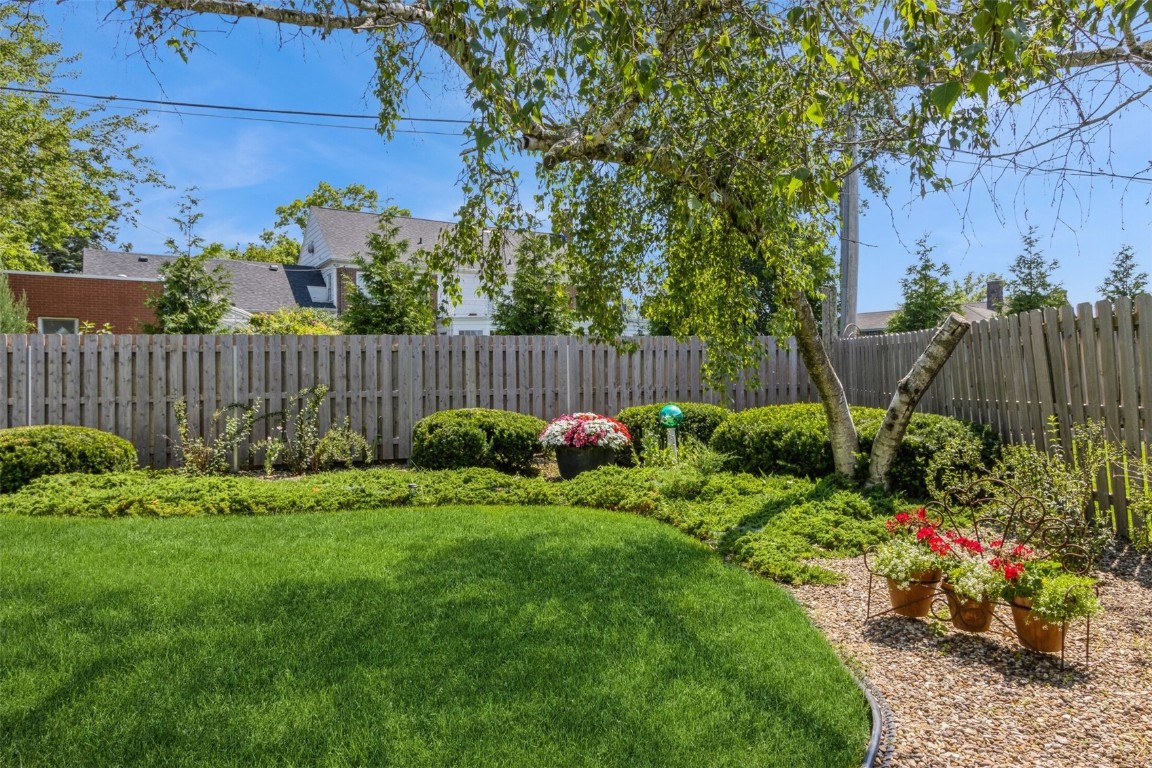 225 Crescent Street SE Cedar Rapids IA 52403