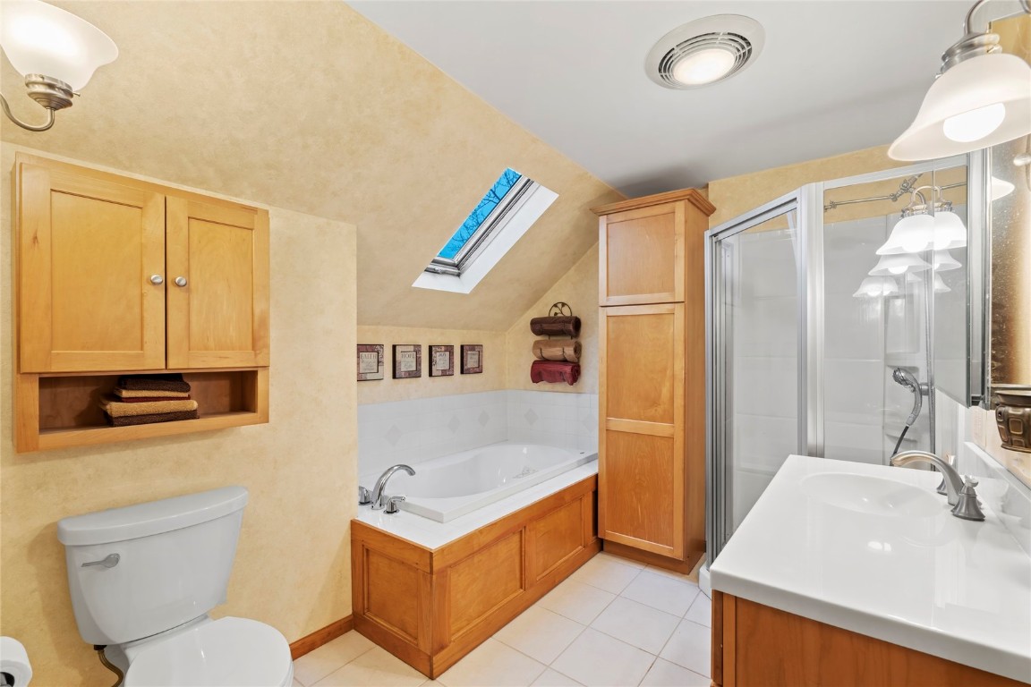 2448 2nd Street SW Cedar Rapids IA 52404