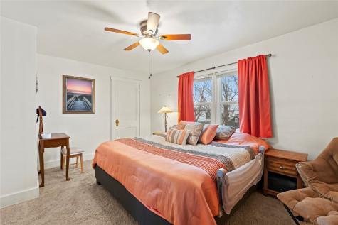 2448 2nd Street SW Cedar Rapids IA 52404