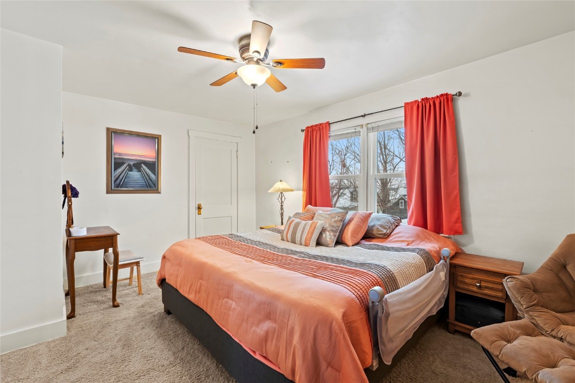 2448 2nd Street SW Cedar Rapids IA 52404