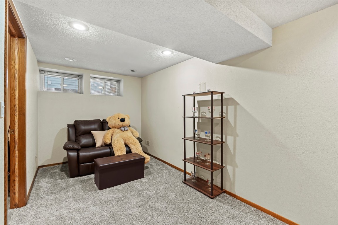 2448 2nd Street SW Cedar Rapids IA 52404
