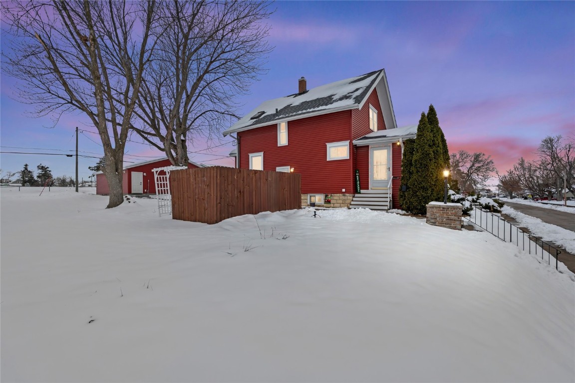 2448 2nd Street SW Cedar Rapids IA 52404