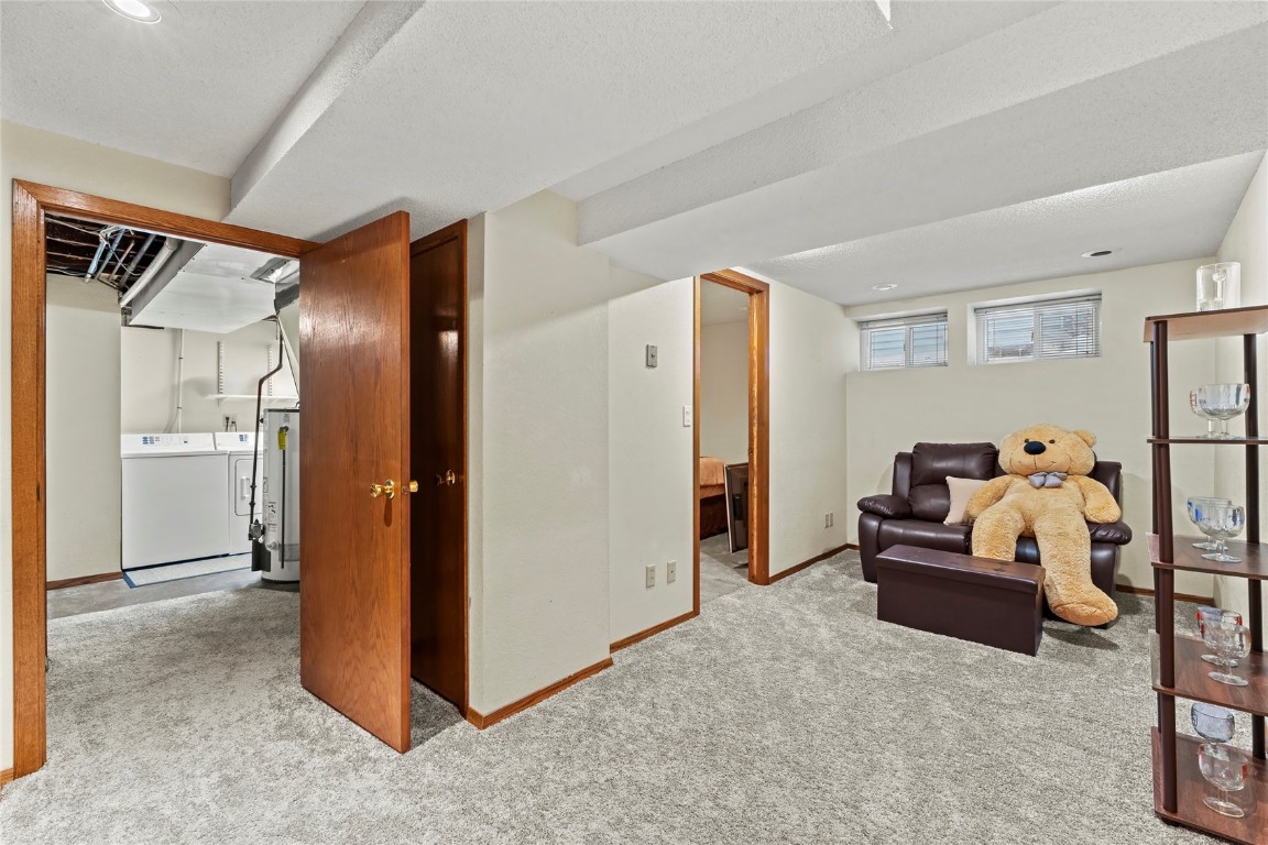 2448 2nd Street SW Cedar Rapids IA 52404