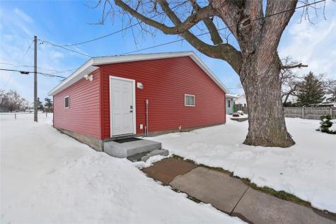 2448 2nd Street SW Cedar Rapids IA 52404