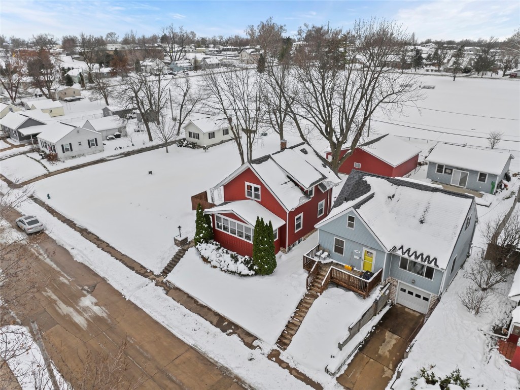 2448 2nd Street SW Cedar Rapids IA 52404