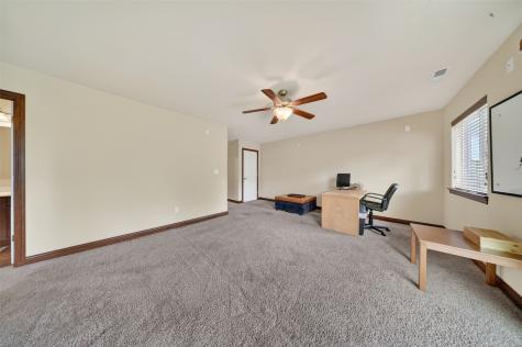 85 N Park Ridge Road North Liberty IA 52317