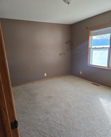 6701 Stonybrook Lane NE Cedar Rapids IA 52402