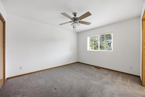 255 S 21st Street Court Marion IA 52302