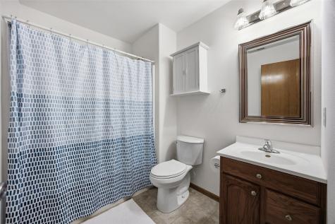 255 S 21st Street Court Marion IA 52302