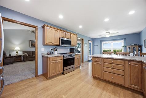 87 Pheasant Avenue Atkins IA 52206